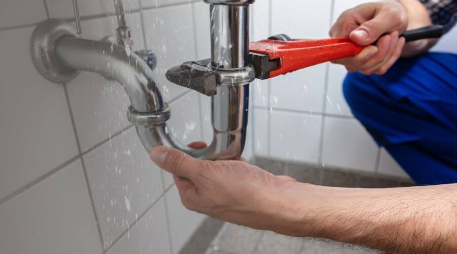 Expert burst pipe repair services in Custer, KY